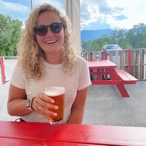 Meet your Posher, Casey